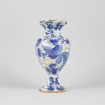 1047 1261 VASE